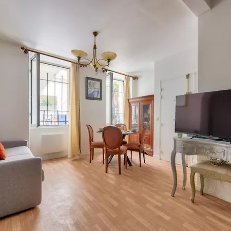 Bright & Spacious In 15th Appartement *