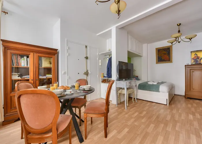 Lägenhet Bright & Spacious In 15th Paris