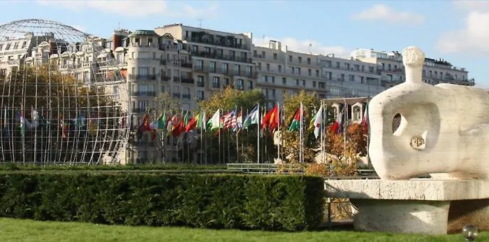 Bright & Spacious In 15th * Paris